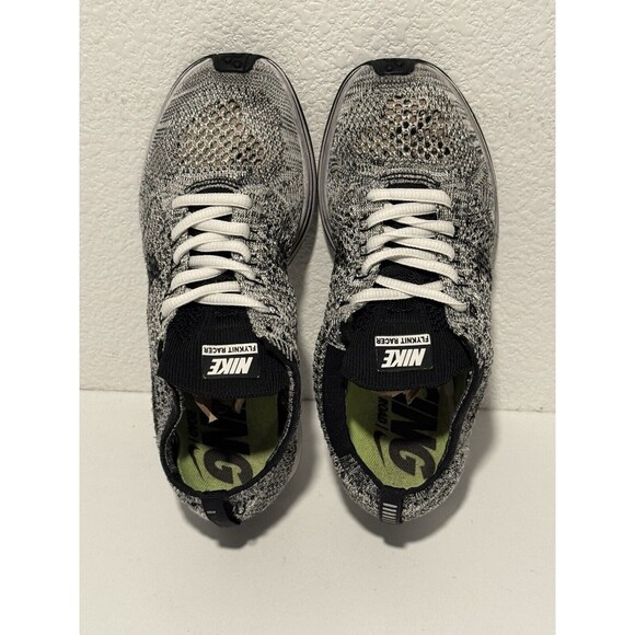Nike Flyknit Racer Oreo Running Shoe Mens Sz 4 Womens 5.5 Sneaker 526628-101 - Picture 8 of 13